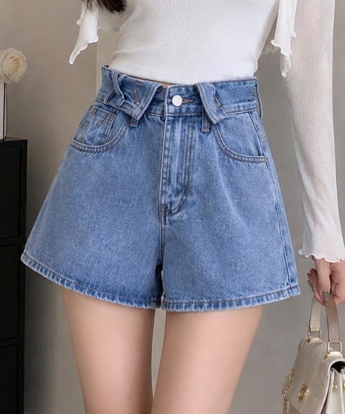 NoBelle(ノベル)の「ショート丈ジーンズ 襟風デニムパンツ(デニムパンツ・レディース・ブルー・S/M/L)」の5枚目の写真