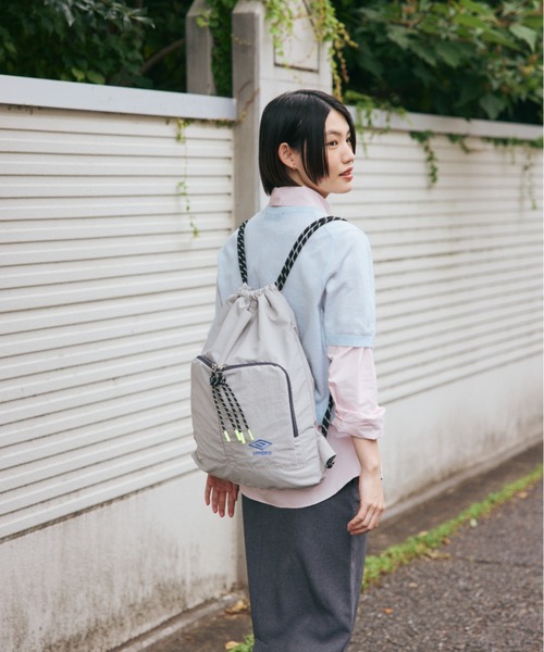 UMBRO(アンブロ)の「umbro/アンブロ 6W14 ナップサック 20322(バックパック/リュック・レディース・チャコールグレー/ライトグレー/ピンク・FREE)」の21枚目の写真