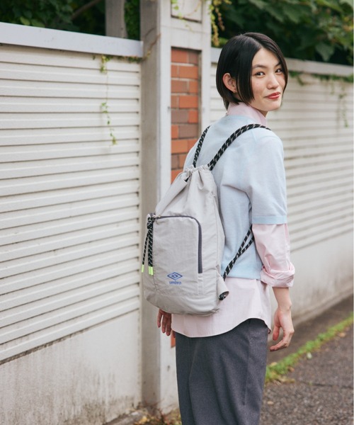 UMBRO(アンブロ)の「umbro/アンブロ 6W14 ナップサック 20322(バックパック/リュック・レディース・チャコールグレー/ライトグレー/ピンク・FREE)」の22枚目の写真