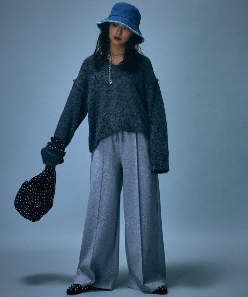GEVS.(ジェイヴィス)の「Vネックニットプルオーバー<大きいサイズ有>GEVS.(ニット/セーター・レディース・ピンク/グレー/アイボリー・LL/M/3L/4L/L/5L)」の10枚目の写真