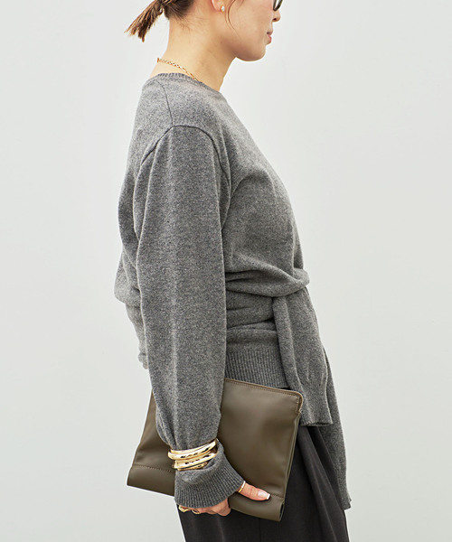 Deuxieme Classe（ドゥーズィエムクラス）の「【SOURCE UNKNOWN/ソース アンノウン】TIO EXTRA SHAWL KNIT（ニット/セーター・レディース・チャコールグレー/レッド・FREE）」の3枚目の写真