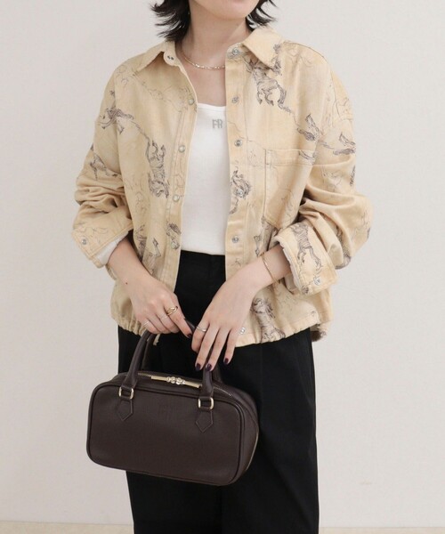 fredy emue(フレディエミュ)の「裾ドロストデニム/ホース柄シャツ(シャツ/ブラウス・レディース・ベージュ系その他/グレイッシュブルー/ブルー・38)」の6枚目の写真