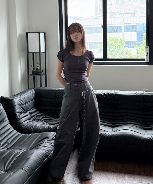 4INT.(フォイント)の「【6color】ヘンリーネック パフスリーブ シャーリング 半袖 Tシャツ(Tシャツ/カットソー・メンズ・ブラック/グレー/パープル/チャコール/アクア・FREE)」の7枚目の写真