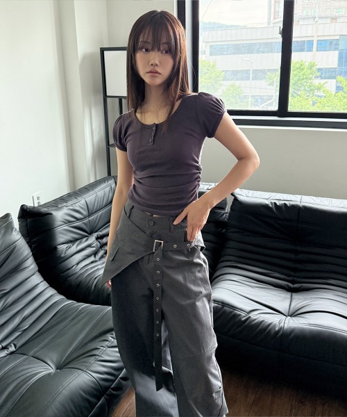 4INT.(フォイント)の「【6color】ヘンリーネック パフスリーブ シャーリング 半袖 Tシャツ(Tシャツ/カットソー・メンズ・ブラック/グレー/パープル/チャコール/アクア・FREE)」の8枚目の写真