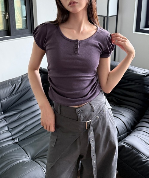 4INT.(フォイント)の「【6color】ヘンリーネック パフスリーブ シャーリング 半袖 Tシャツ(Tシャツ/カットソー・メンズ・ブラック/グレー/パープル/チャコール/アクア・FREE)」の11枚目の写真
