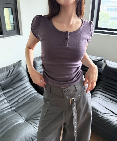 4INT.(フォイント)の「【6color】ヘンリーネック パフスリーブ シャーリング 半袖 Tシャツ(Tシャツ/カットソー・メンズ・ブラック/グレー/パープル/チャコール/アクア・FREE)」の13枚目の写真
