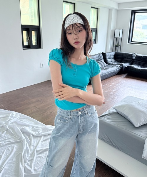 4INT.(フォイント)の「【6color】ヘンリーネック パフスリーブ シャーリング 半袖 Tシャツ(Tシャツ/カットソー・メンズ・ブラック/グレー/パープル/チャコール/アクア・FREE)」の22枚目の写真