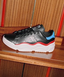 adidas(アディダス)の「ローカットスニーカー(スニーカー)」