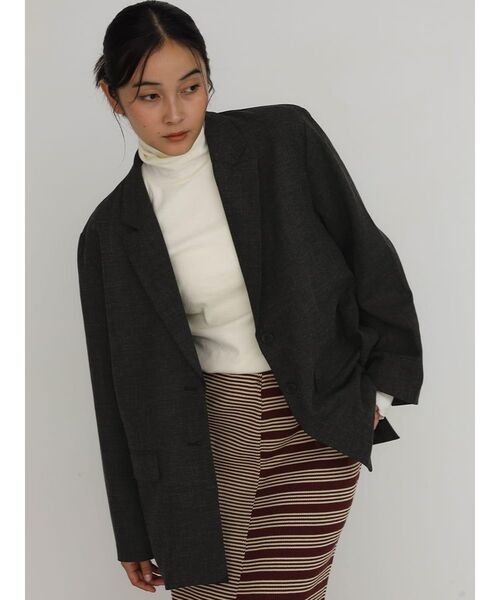 FIKA.(フィーカ)の「Over tailored jacket(テーラードジャケット・レディース・ブラック/ブラウン・MEDIUM)」の1枚目の写真