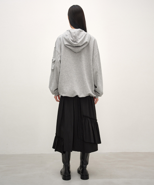 INSILENCE WOMEN(インサイレンスウーマン)の「ストラップクロージングフードジップアップ MELANGE GREY(その他アウター・レディース・その他・SMALL/MEDIUM)」の3枚目の写真