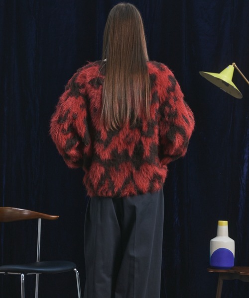 MAISON SPECIAL(メゾンスペシャル)の「《UNISEX》ジオメトリックジャガードプライムオーバーシャギーニットセーター/Geometric Jacquard Prime-Over Shaggy Knit Sweater【MAISON SPECIAL/メゾンスペシャル】(ニット/セーター・メンズ・ブルー/レッド・0/2/1)」の18枚目の写真