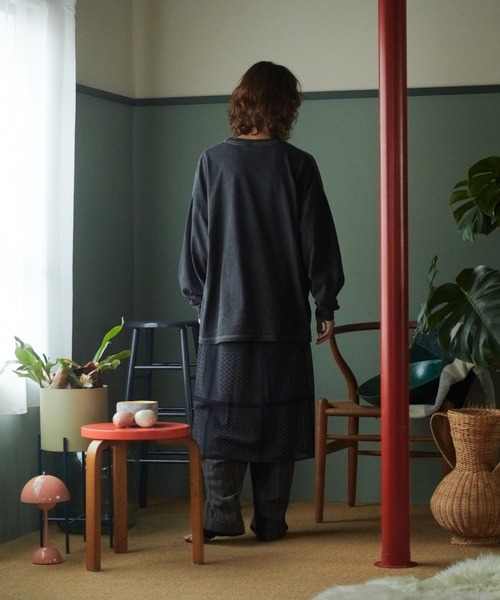STOF(ストフ)の「STOF/ストフ/PIGMENT-DYED L/S TEE D/TERPSICHORA(Tシャツ/カットソー・メンズ・ホワイト/ブラック・L/M/S)」の3枚目の写真