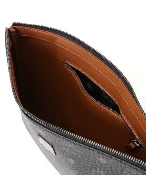 MCM（エムシーエム）の「【MCM】POUCH LARGE STARK/MXZ6SVE17,MXZ6AVE17（クラッチバッグ・メンズ・ライトブラウン/レッド/ブラック・FREE）」の9枚目の写真