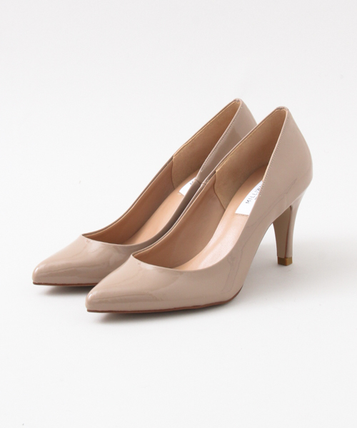 URBAN RESEARCH（アーバンリサーチ）の「UR MILLIWM EnamelPointedPumps（パンプス・レディース・ブラック/ベージュ・22.5/23.5/24/24.5/23）」の2枚目の写真