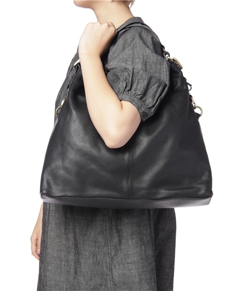 SHIPS for women（シップスフォーウィメン）の「STEPHEN:TOTE（トートバッグ・レディース・ブラック/ベージュ・ONE SIZE）」の3枚目の写真