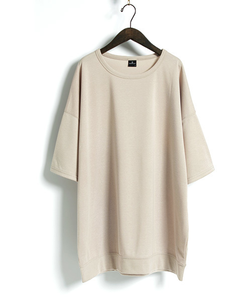 MONO-MART（モノマート）の「スーパーオーバーサイズ プルオーバー ビッグシルエットスウェット(1/2スリーブ)（スウェット・メンズ・ブラック/ブルー/チャコール/ベージュ/ピンク・FREE）」の19枚目の写真