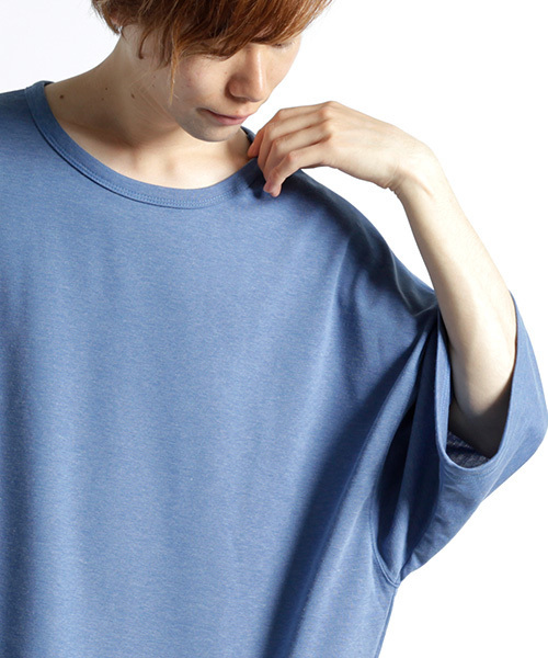 MONO-MART（モノマート）の「スーパーオーバーサイズ プルオーバー ビッグシルエットスウェット(1/2スリーブ)（スウェット・メンズ・ブラック/ブルー/チャコール/ベージュ/ピンク・FREE）」の20枚目の写真