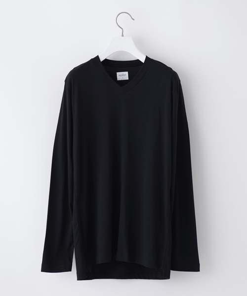 STUDIOUS（ステュディオス）の「VネックロングTシャツ（Tシャツ/カットソー・メンズ・ホワイト/ピンク/ブルー/レッド/ブラック・1/2/3）」の3枚目の写真