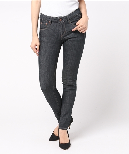 earth music&ecology(アースミュージックアンドエコロジー)の「スキスキスキニー(デニムライク)(デニムパンツ・レディース・インディゴブルー/ブラック・S/L/XXS/XS/M)」の14枚目の写真