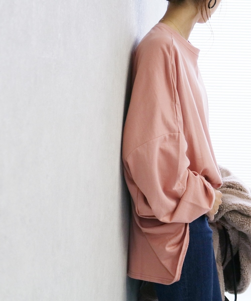 reca（レカ）の「着るだけで可愛い！大人の抜け感！ボリューム袖・ゆったりプルオーバー（スウェット・レディース・ブラック/ネイビー/グレー/オフホワイト/ベージュ/カーキ/ダークグレー/モカ/ピンク/レンガ/グレイッシュベージュ/ブラウン/ライトピンク/グリーン/コバルトブルー/キナリ/テラコッタ/マスタード/グリーン系/オレンジ/ネイビー系/ピンク系1・FREE）」の18枚目の写真