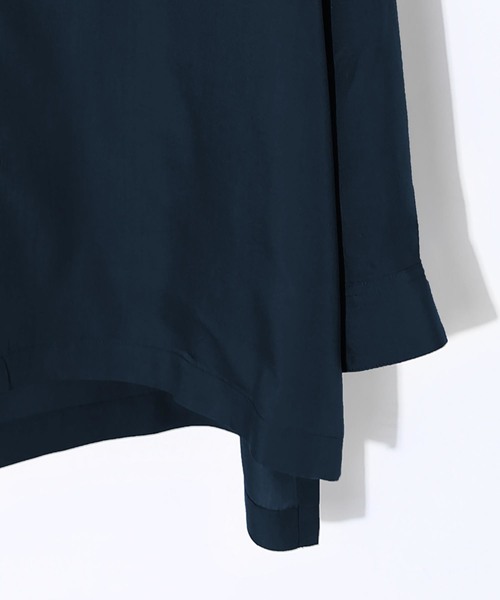 STUDIOUS（ステュディオス）の「【STUDIOUS】ヴィンテージサテンビッグシルエットシャツ（シャツ/ブラウス・メンズ・ブルー/ネイビー/ベージュ/ブラック・1/2/3）」の6枚目の写真