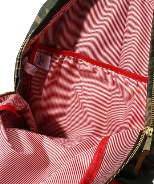 BEAUTY&YOUTH UNITED ARROWS(ビューティーアンドユースユナイテッドアローズ)の「MT<Herschel Supply>SETTLENENT/バックパック◆§4(バックパック/リュック・メンズ・ネイビー/その他1・フリー)」の7枚目の写真