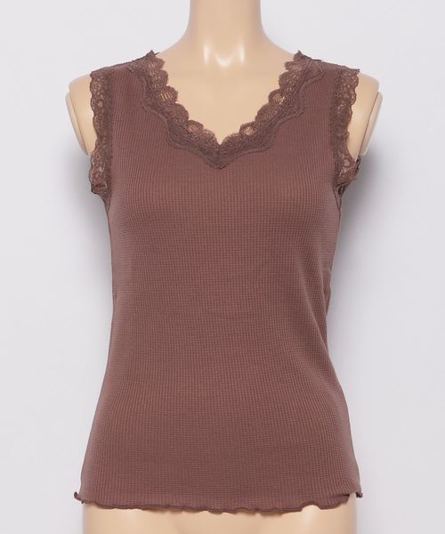 natural couture(ナチュラルクチュール)の「ワッフルインナータンク(キャミソール・レディース・ブラック/モカ/ブラウン/アイボリー/キャメル/ドット・FREE)」の11枚目の写真