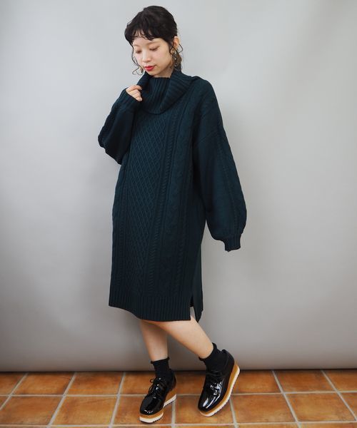 tiptop（ティップトップ）の「ケーブル編みニットタートルワンピース（ワンピース・レディース・ダークグリーン/エンジ/グレー/キナリ・FREE）」の3枚目の写真