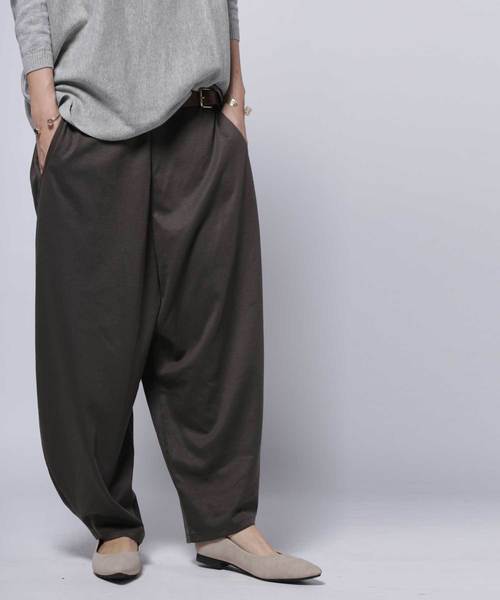 antiqua(アンティカ)の「otonaシンプルパンツ(その他パンツ・レディース・ブラック/カーキ・M/L/XL)」の3枚目の写真