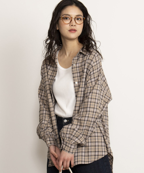 WEGO（ウィゴー）の「WEGO/チェックビッグシルエットシャツ（シャツ/ブラウス・レディース・グレー系その他2/ベージュ系その他2/パープル系その他2/イエロー系その他3/ホワイト系その他2/ブルー系その他2・FREE）」の3枚目の写真