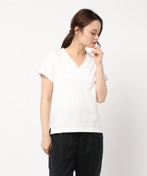 FREE'S MART（フリーズマート）の「カルフォルニアコットンＶネックＴシャツ（Tシャツ/カットソー・レディース・ブラック/ホワイト/ベージュ/イエロー/パープル/ピンク/グリーン・FREE）」の20枚目の写真