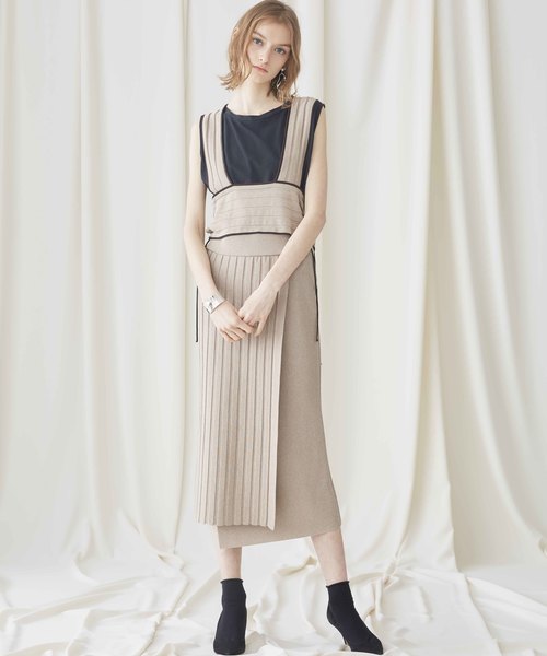 STUDIOUS（ステュディオス）の「【STUDIOUS】ワイドリブニットビスチェ（ニット/セーター・レディース・ベージュ/ブラック・FREE）」の3枚目の写真