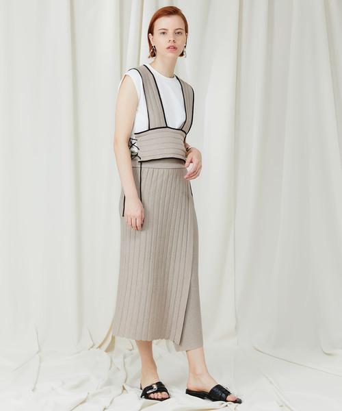 STUDIOUS（ステュディオス）の「【STUDIOUS】ワイドリブニットビスチェ（ニット/セーター・レディース・ベージュ/ブラック・FREE）」の5枚目の写真