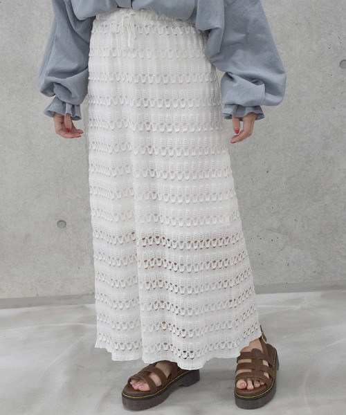 w closet（ダブルクローゼット）の「クロシェレーススカート（スカート・レディース・オフホワイト/アイボリー/モカ・FREE）」の14枚目の写真