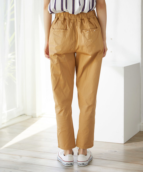 Chaco closet(チャコ クローゼット)の「インド綿 テーパード バルーン デニムパンツ(その他パンツ・レディース・ライトベージュ/チャコール/ブラウン/カーキブラウン/グリーン系その他/ダークネイビー/ブルー/ネイビー・M)」の11枚目の写真