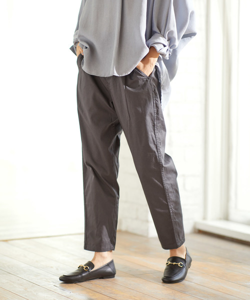 Chaco closet(チャコ クローゼット)の「インド綿 テーパード バルーン デニムパンツ(その他パンツ・レディース・ライトベージュ/チャコール/ブラウン/カーキブラウン/グリーン系その他/ダークネイビー/ブルー/ネイビー・M)」の12枚目の写真