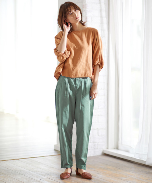 Chaco closet(チャコ クローゼット)の「インド綿 テーパード バルーン デニムパンツ(その他パンツ・レディース・ライトベージュ/チャコール/ブラウン/カーキブラウン/グリーン系その他/ダークネイビー/ブルー/ネイビー・M)」の21枚目の写真