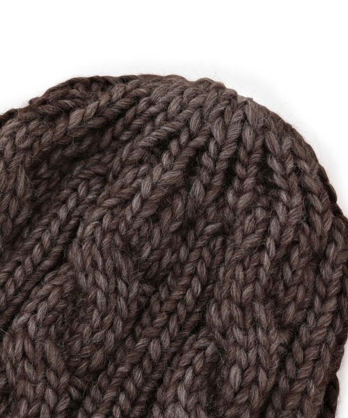 ADAM ET ROPE'（アダムエロペ）の「イタリア製 ケーブルニットキャップ（ニットキャップ/ビーニー・メンズ・ダークブラウン/ブラック/ホワイト系その他2・FREE）」の5枚目の写真