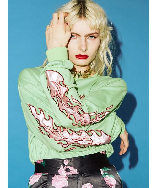 jouetie(ジュエティ)の「ファイヤースリーブロンT(Tシャツ/カットソー・レディース・オフホワイト/ブラック/グリーン・MEDIUM)」の3枚目の写真