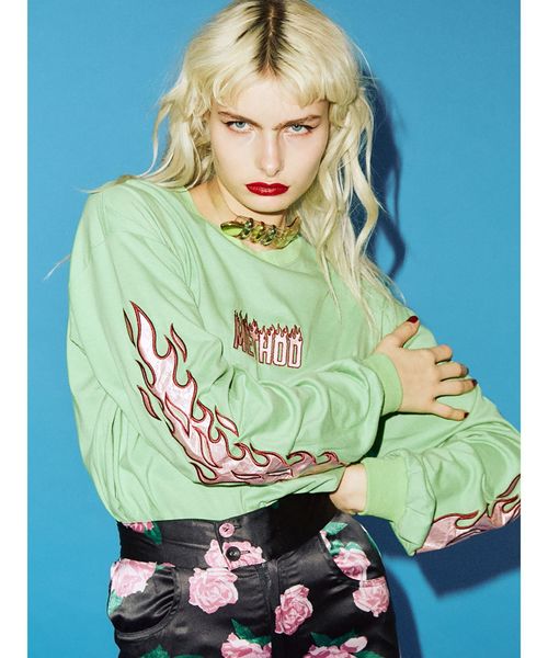 jouetie(ジュエティ)の「ファイヤースリーブロンT(Tシャツ/カットソー・レディース・オフホワイト/ブラック/グリーン・MEDIUM)」の20枚目の写真