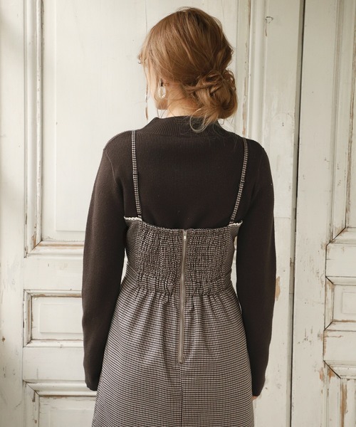one after another NICE CLAUP(ワンアフターアナザーナイスクラップ)の「バラ刺繍プチハイリブニット(ニット/セーター・レディース・アイボリー/ブラウン/ミント・FREE)」の8枚目の写真