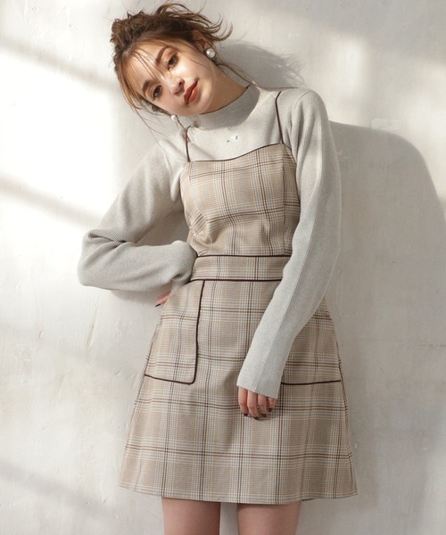 one after another NICE CLAUP(ワンアフターアナザーナイスクラップ)の「バラ刺繍プチハイリブニット(ニット/セーター・レディース・アイボリー/ブラウン/ミント・FREE)」の5枚目の写真