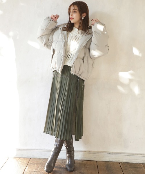 one after another NICE CLAUP(ワンアフターアナザーナイスクラップ)の「バラ刺繍プチハイリブニット(ニット/セーター・レディース・アイボリー/ブラウン/ミント・FREE)」の7枚目の写真