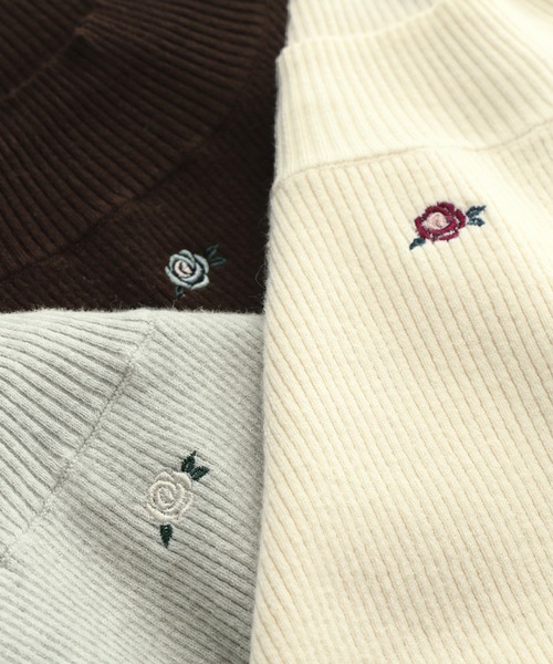 one after another NICE CLAUP(ワンアフターアナザーナイスクラップ)の「バラ刺繍プチハイリブニット(ニット/セーター・レディース・アイボリー/ブラウン/ミント・FREE)」の9枚目の写真