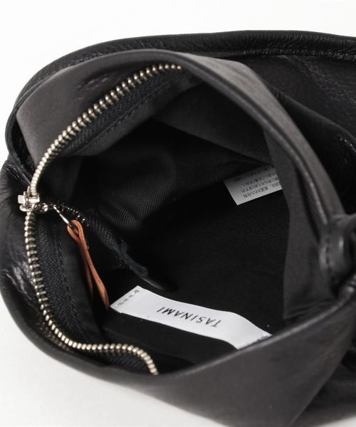 TASINAMI(タシナミ)の「TASINAMI アーロンレザーコートポケットバッグショルダー (TA-2015)(ショルダーバッグ・レディース・キャメル/ピンク/ブルー/グレー/グレイッシュベージュ/イエロー/ブラック・FREE)」の8枚目の写真