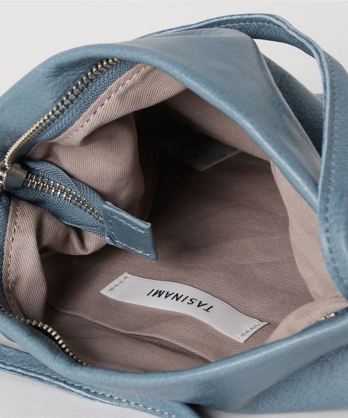 TASINAMI(タシナミ)の「TASINAMI アーロンレザーコートポケットバッグショルダー (TA-2015)(ショルダーバッグ・レディース・キャメル/ピンク/ブルー/グレー/グレイッシュベージュ/イエロー/ブラック・FREE)」の14枚目の写真