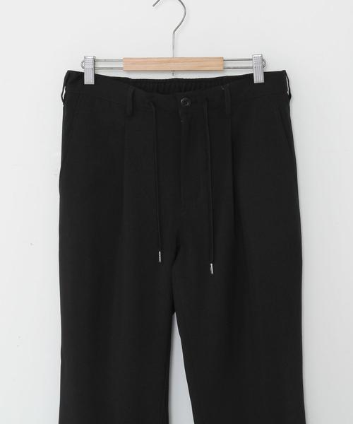 coen（コーエン）の「【接触冷感】ポリエストロテーパードイージーアンクルパンツ（その他パンツ・メンズ・ダークブラウン/ブラック/グレー・SMALL/MEDIUM/LARGE/X-LARGE）」の18枚目の写真