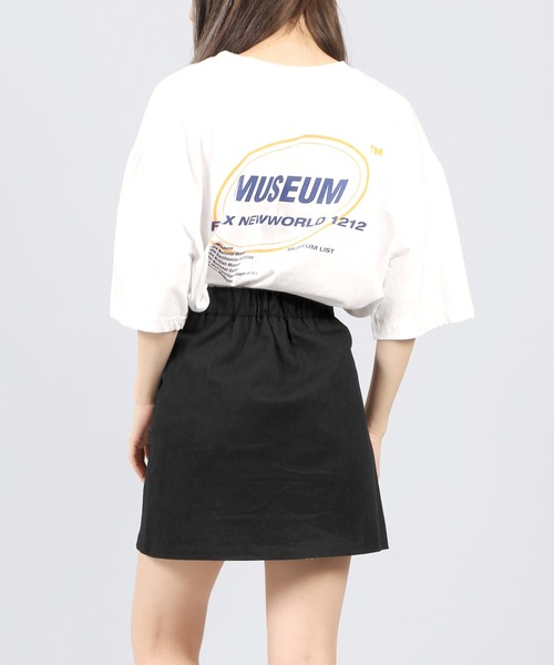 DING(ディング)の「DING/MUSEUM Tシャツ(Tシャツ/カットソー・レディース・ホワイト/ブラック/パープル・FREE)」の2枚目の写真