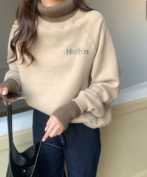 emi+（エミプラス）の「ハイネックリブニットドッキングトレーナー（パーカー・レディース・ベージュ/カーキ/ベージュ系その他/ブラック/ベージュ系その他2/ネイビー/ボルドー/グレー/キャメル・FREE）」の4枚目の写真