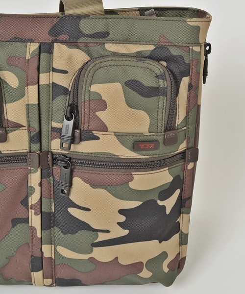 TUMI カモフラージュ柄 バッグ 機能美とモダンファブリックの融合 TUMI for SHIPS の新展開。